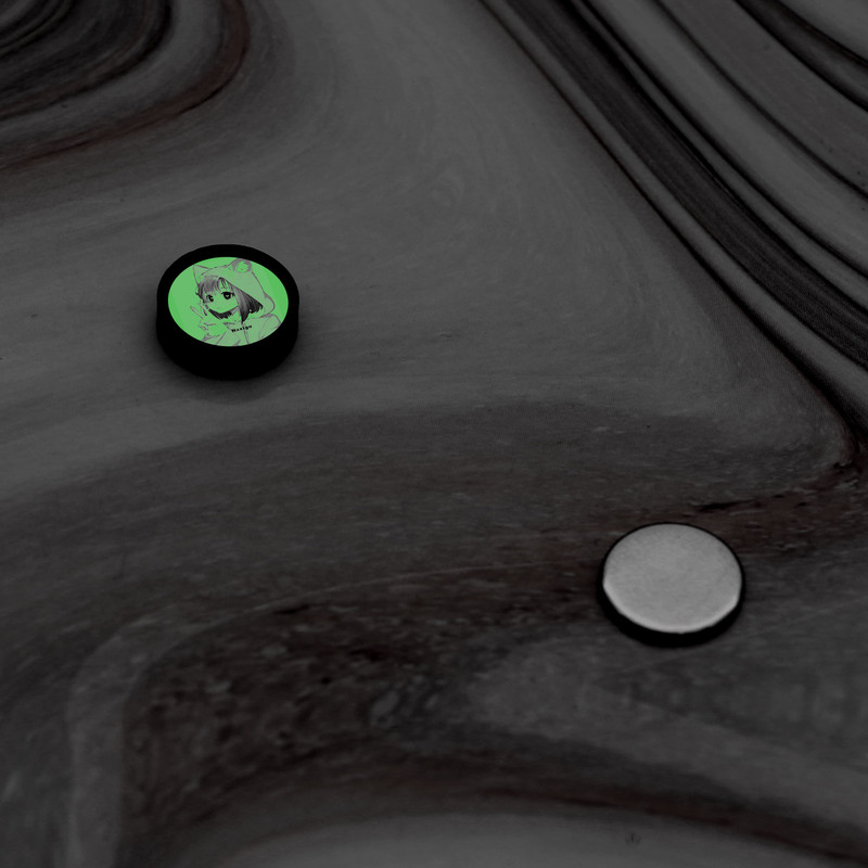 پیرسینگ گوش ناکسیگو مدل شب تاب طرح دختر گربه ای کد PM6989 پیرسینگ گوش ناکسیگو مدل شب تاب طرح دختر گربه ای کد PM6989