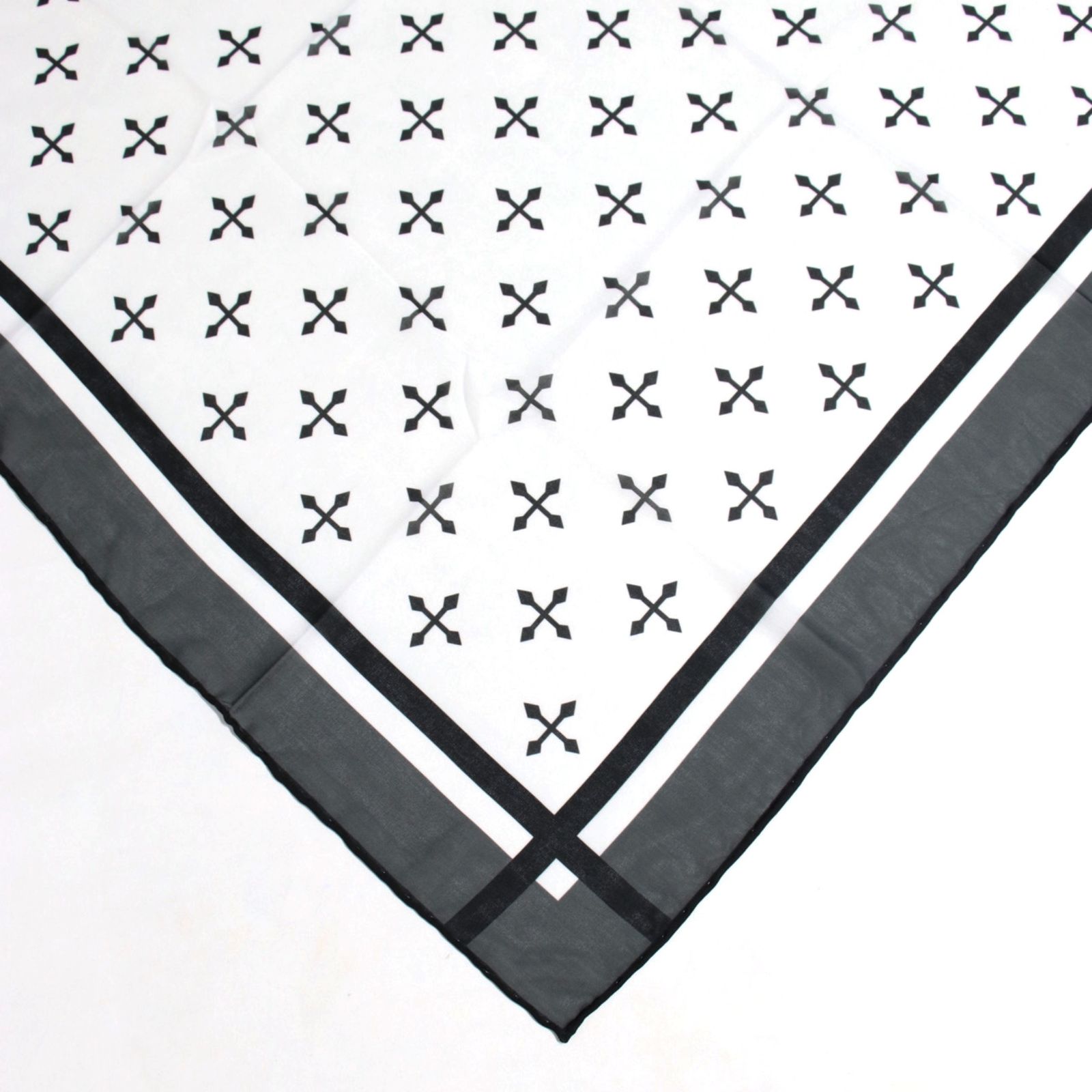 روسری زنانه مدل نخی جدید دور دست دوز قواره 110 کد ana-7095 -  - 15