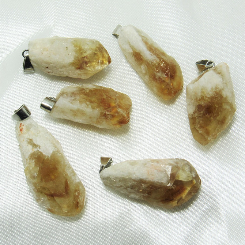 آویز گردنبند مدل بلور سنگ سیترین