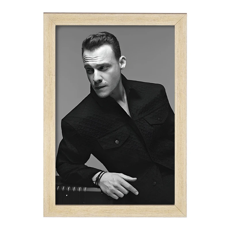 تابلو خندالو مدل کرم بورسین (Kerem Bürsin) کد F10231