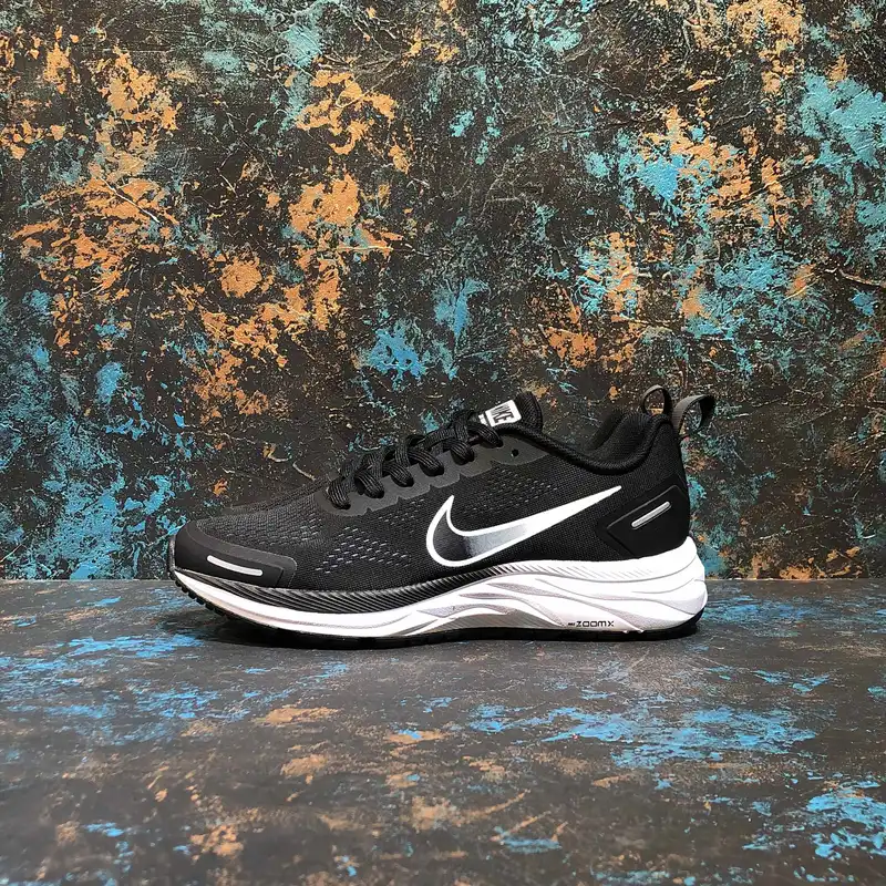 کفش مخصوص دویدن مدل    ZOOM WINFLO 9X BKWH-100056001