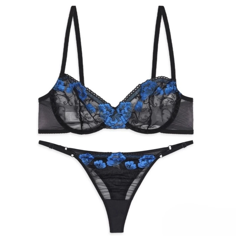 ست شورت و سوتین زنانه برتا مدل توری کد 2020BD