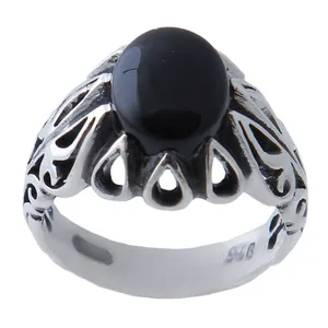 انگشتر نقره مردانه بازرگانی میلادی مدل عقیق سیاه رکاب دستساز کد AM_981