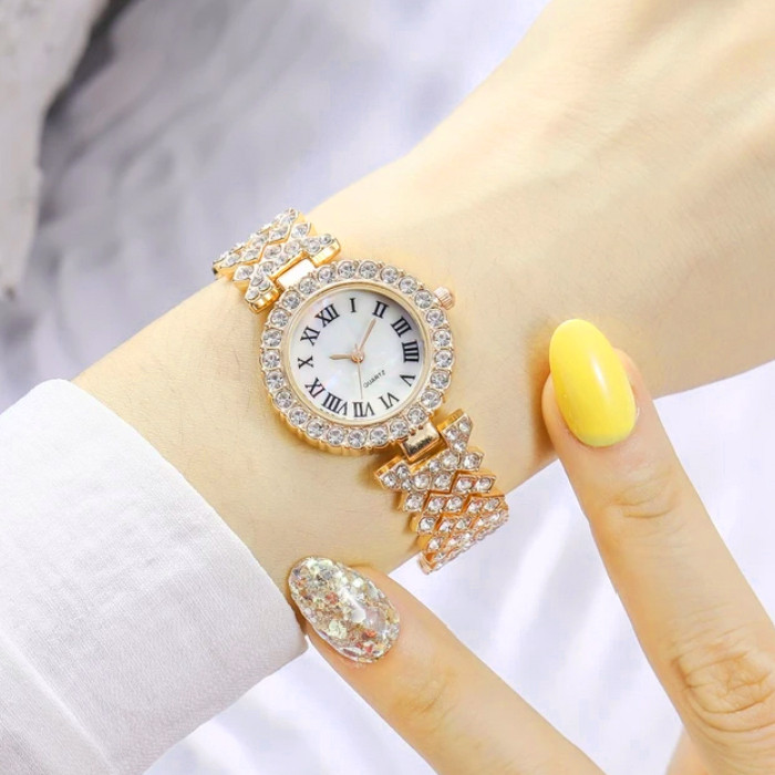 ساعت مچی عقربه ای زنانه مدل فول نگین کد diamond11