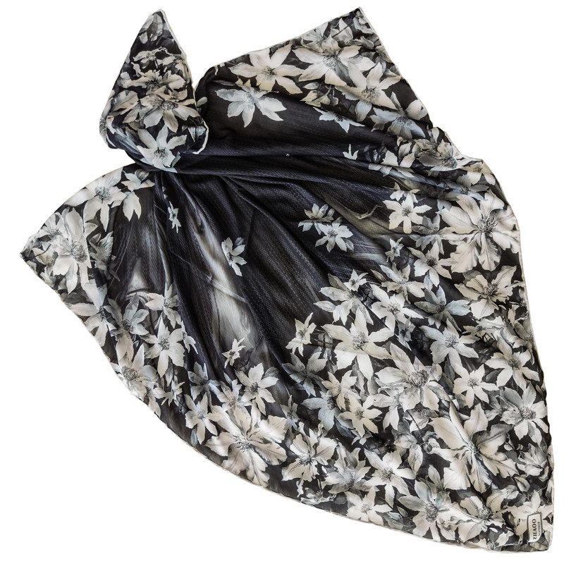 روسری زنانه زاعو مدل مجلسی ابریشمی گل ارکیده کد 009021