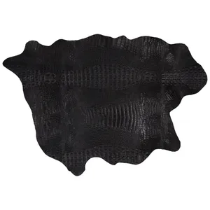 چرم طبیعی مدل بزی کورکودیل کد 02G105C