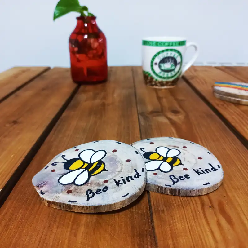 زیر لیوانی چوبی مدل اسلایسی کد be kind بسته 2 عددی