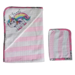 حوله نوزاد طرح راه راه کد 09 سایز 80×90 سانتی متر به همراه لیف