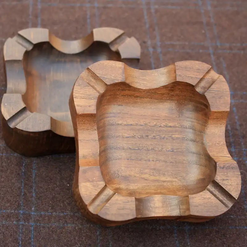 زیر سیگاری گوزن مدل Kings