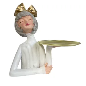 مجسمه هوم لاکس مدل دختر سینی فلزی به دست