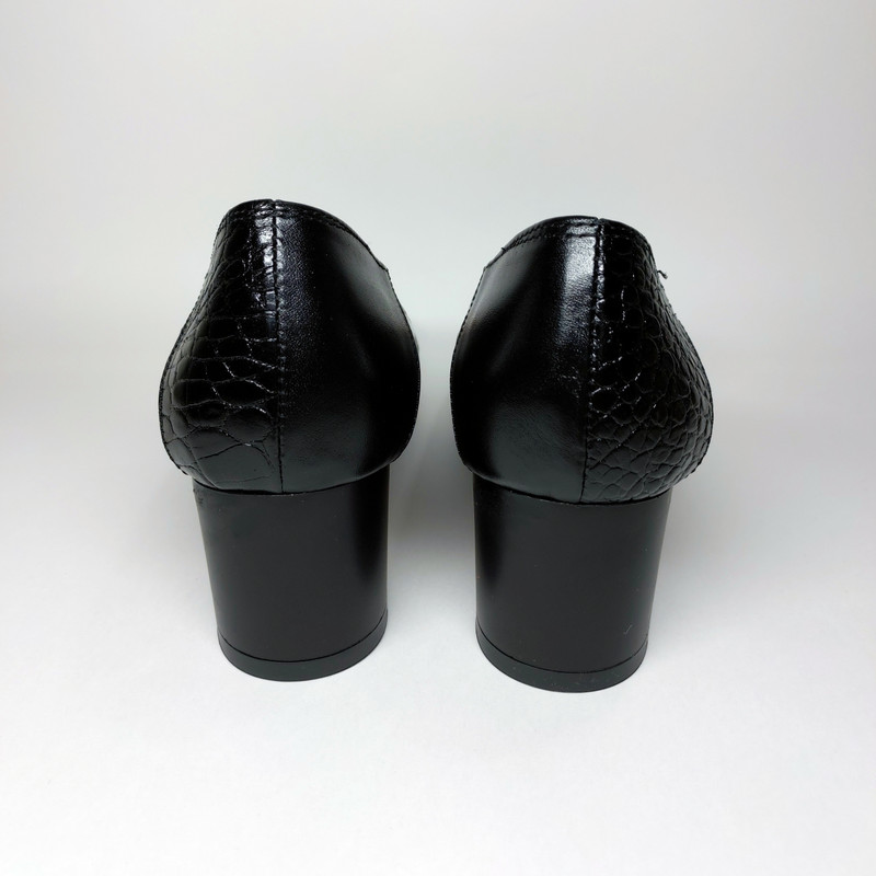 کفش زنانه مدل چرم طبیعی کد ۵۵۱۰