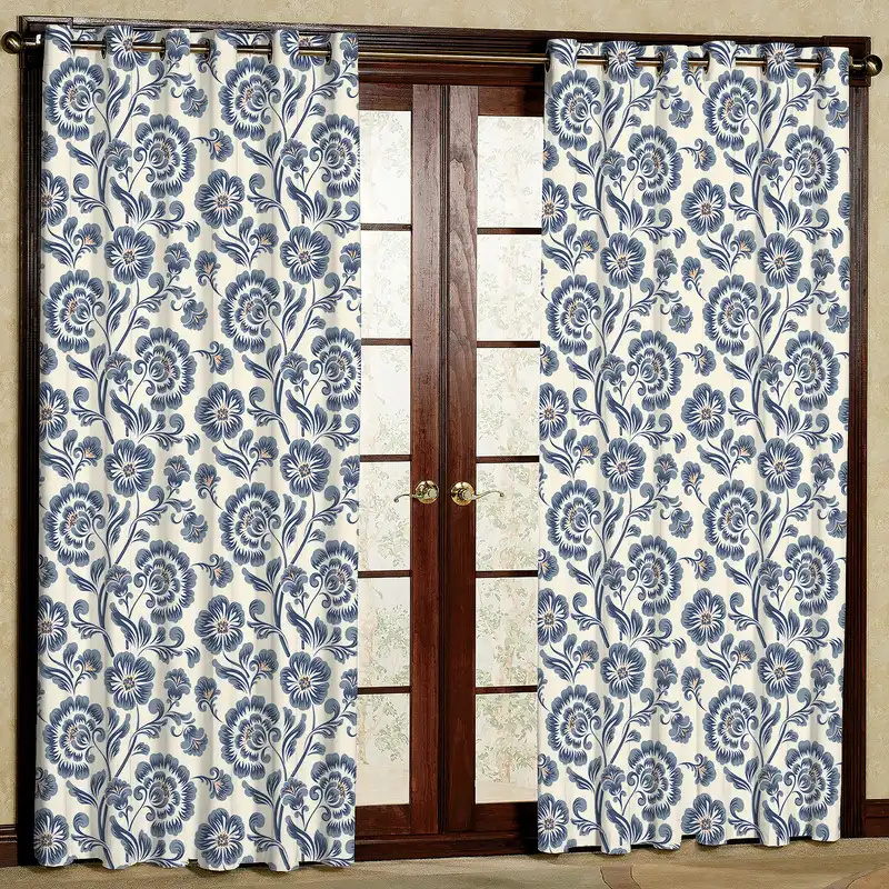 پرده مدل گل دار مخمل پانچی کد 4136 سایز 200x140 سانتی متر