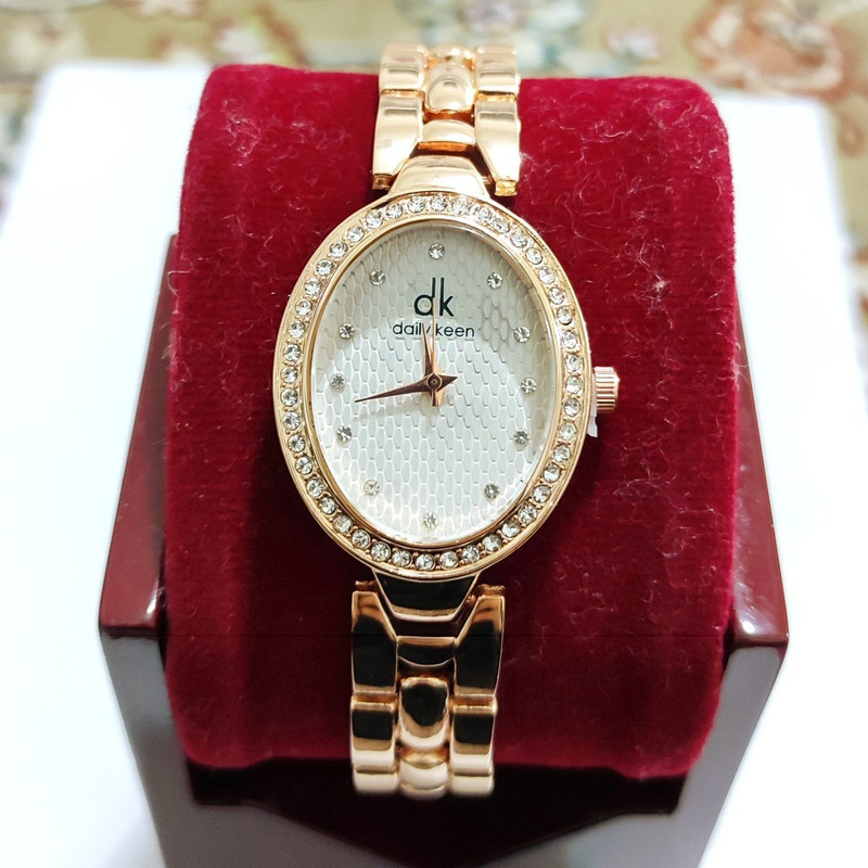 ساعت مچی عقربه ای دخترانه مدل D1