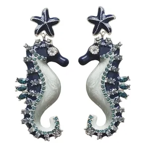 گوشواره زنانه آی ام مدل اسب دریایی