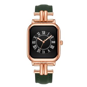 ساعت مچی عقربه‌ای کوارتز زنانه مدل چرم طبیعی کلاسیک 175