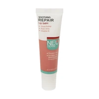 بالم لب مرطوب&zwnj;کننده و آبرسان نئودرم مدل Soothing Repair حجم 15 میلی&zwnj;لیتر با عصاره آلوئه&zwnj;ورا، شی&zwnj;باتر و ویتامین E مناسب پوست خشک و حساس بدون الکل و پارابن