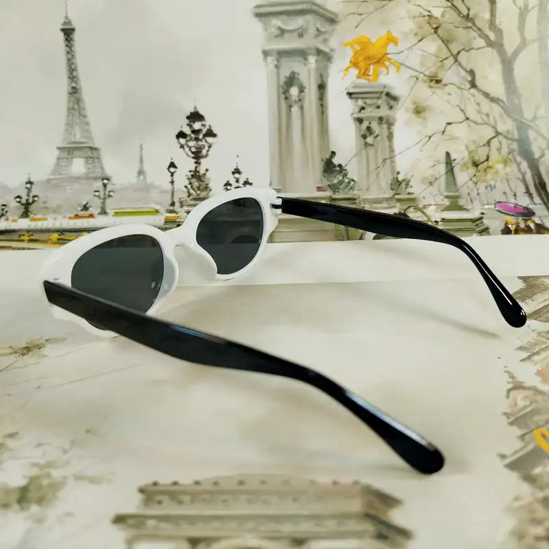 عینک آفتابی بچگانه مدل CH10 کد W