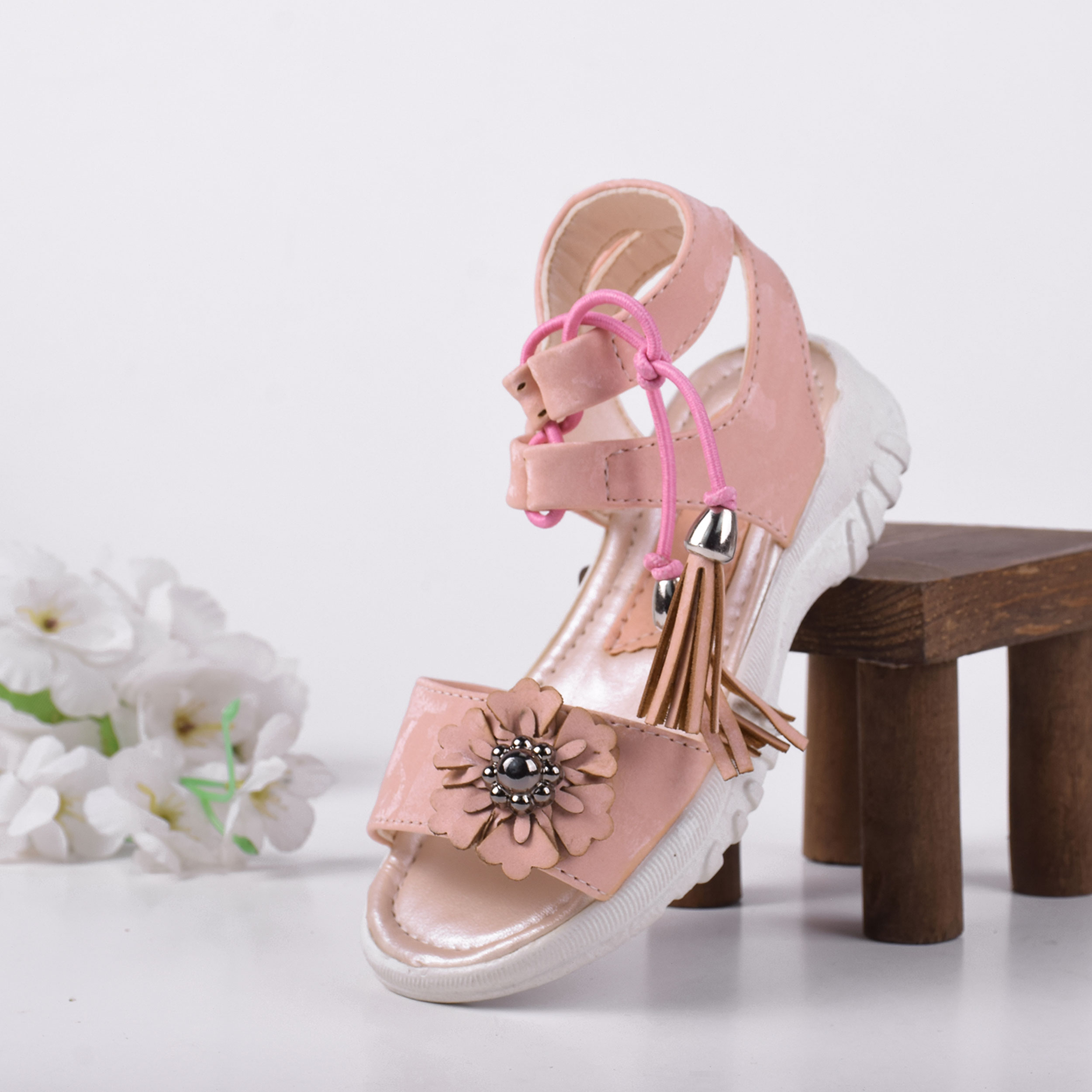 صندل نوزادی مدل P.K.3.3.4.2