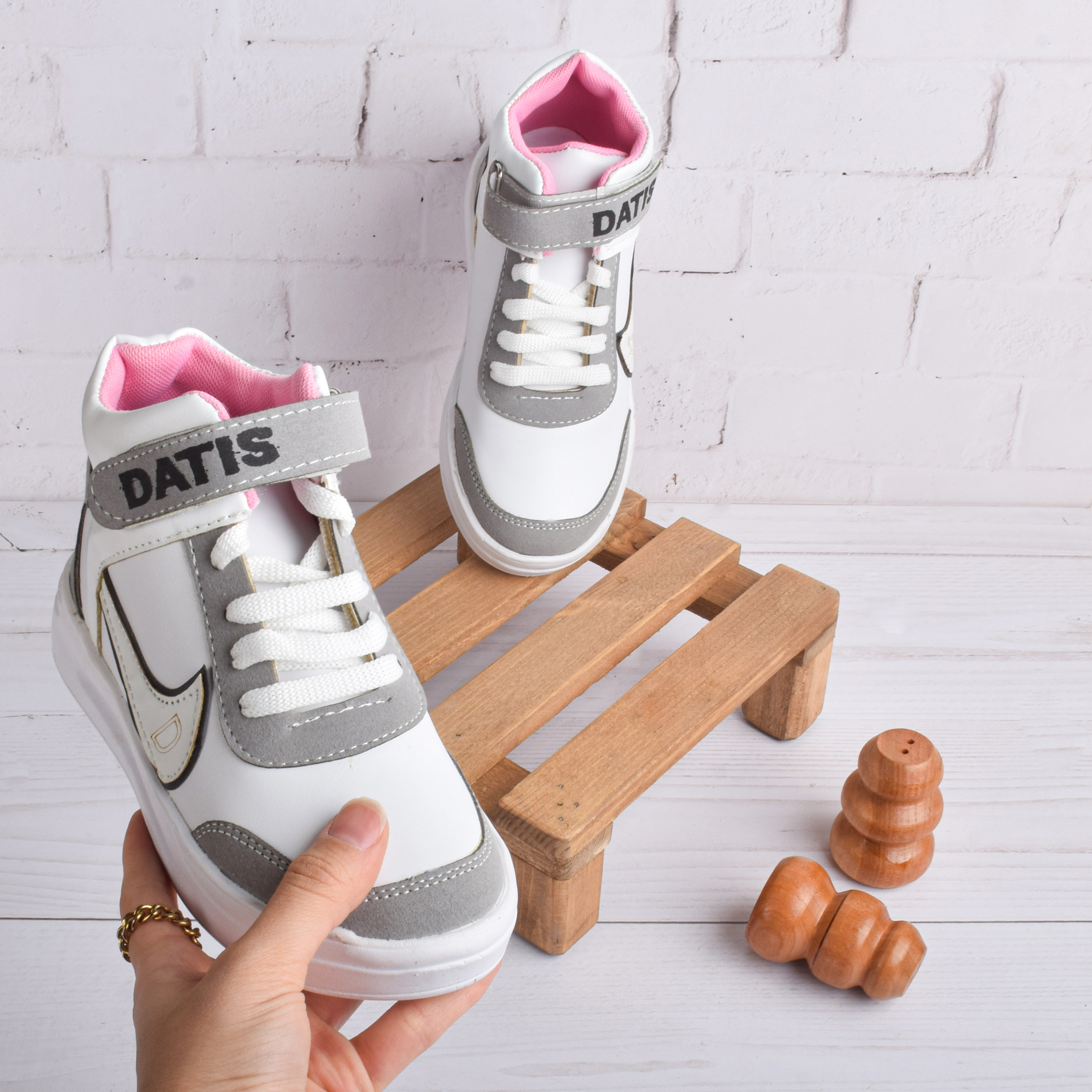 کفش راحتی دخترانه مدل WH.3533