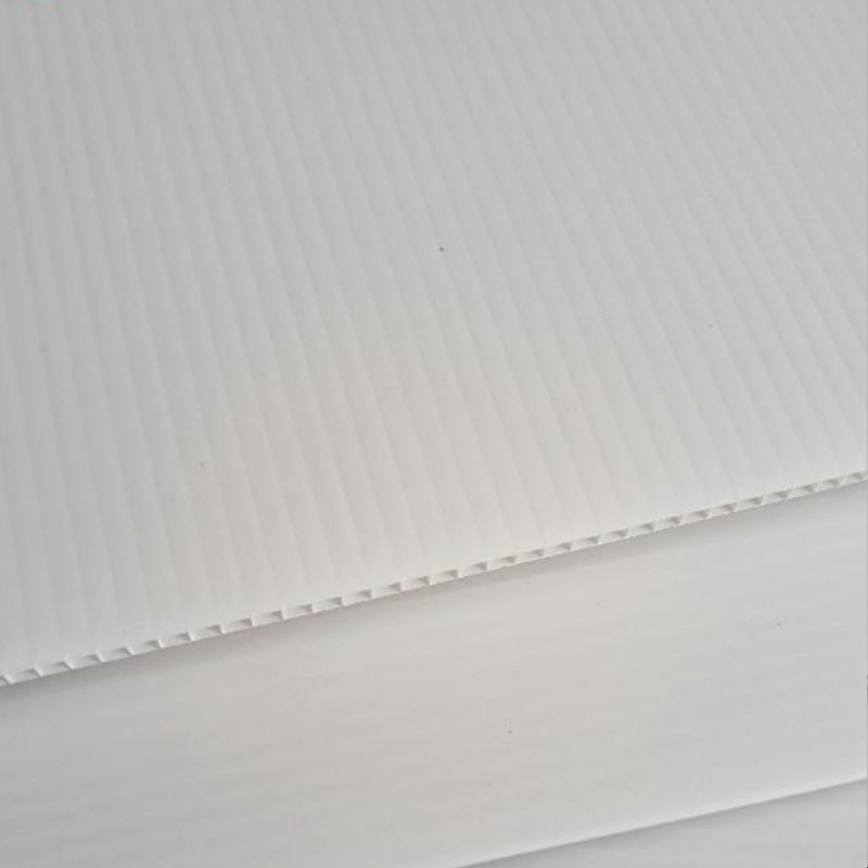 کارتن پلاست کد 102 بسته 4 عددی کارتن پلاست کد 102 بسته 4 عددی