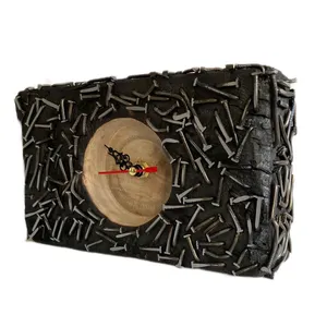 ساعت رومیزی چوبی طرح میخی