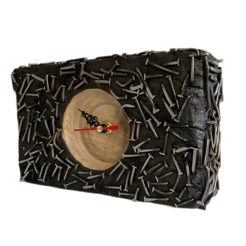 ساعت رومیزی چوبی طرح میخی