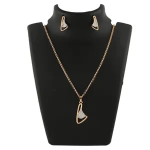  نیم ست طلا 18 عیار زنانه قیراط  کد GH639