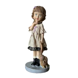 مجسمه مدل دختر و خرگوش