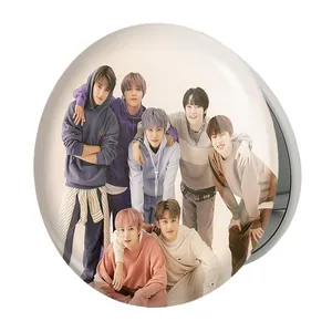 آینه جیبی خندالو طرح گروه NCT مدل تاشو کد 12197 