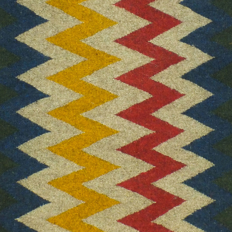 گلیم دستبافت یک متری مدل پادری کد 1642