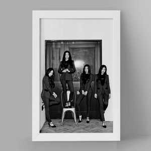 تابلو خندالو مدل گروه رد ولوت Red Velvet کد 19689