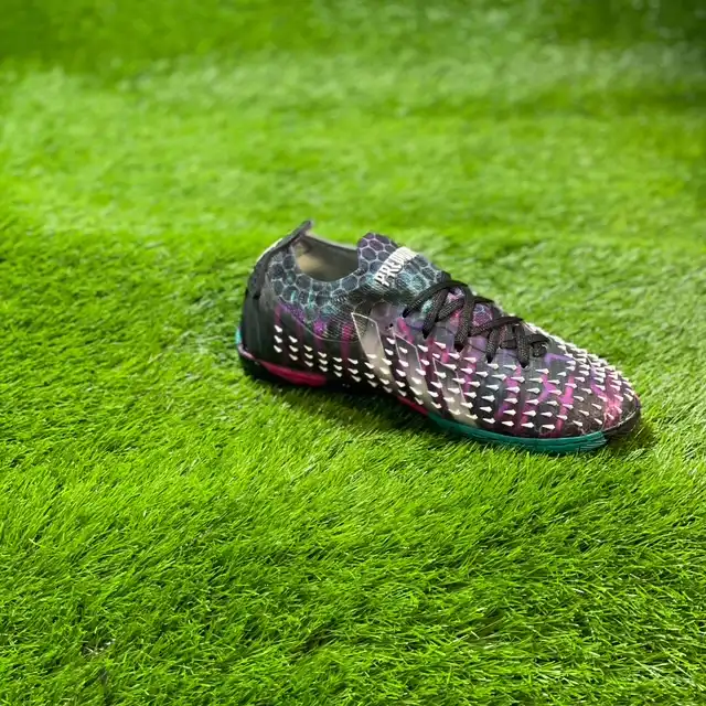 کفش فوتسال پسرانه مدل سالنی جورابی