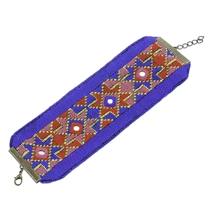 دستبند سوزن دوزی مدل آینه دوزی