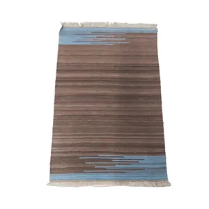 گلیم یک متری مدل بختیاری  مدرن زمینه قهوه‌ای