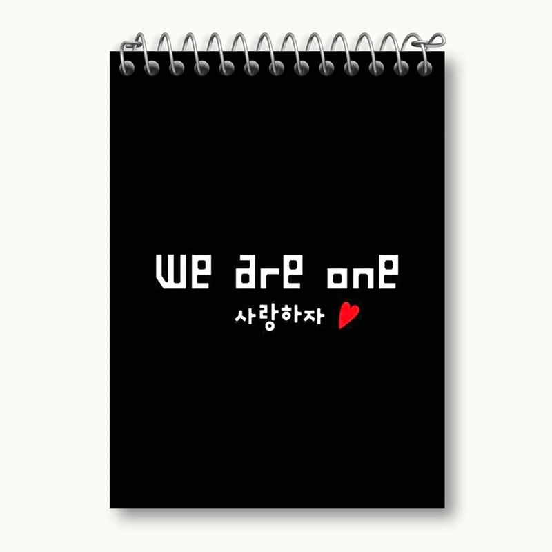 دفتر یادداشت 50 برگ خندالو مدل گروه اکسو EXO کد 13657