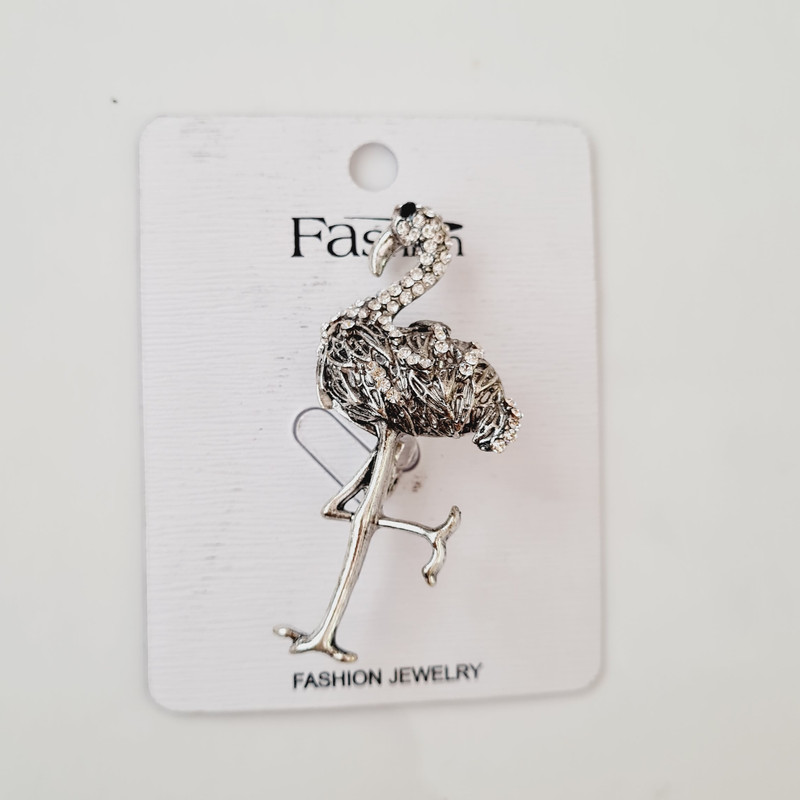 سنجاق سینه دخترانه فشن مدل فلامینگو