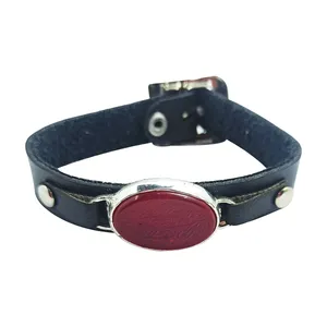 دستبند مردانه سلین کالا مدل عقیق خطی ce-As215