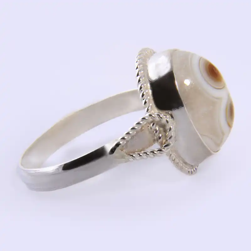 انگشتر نقره زنانه بازرگانی میلادی مدل سنگ عقیق بابا قوری طرح ظریف کلاسیک کد AW_ 020