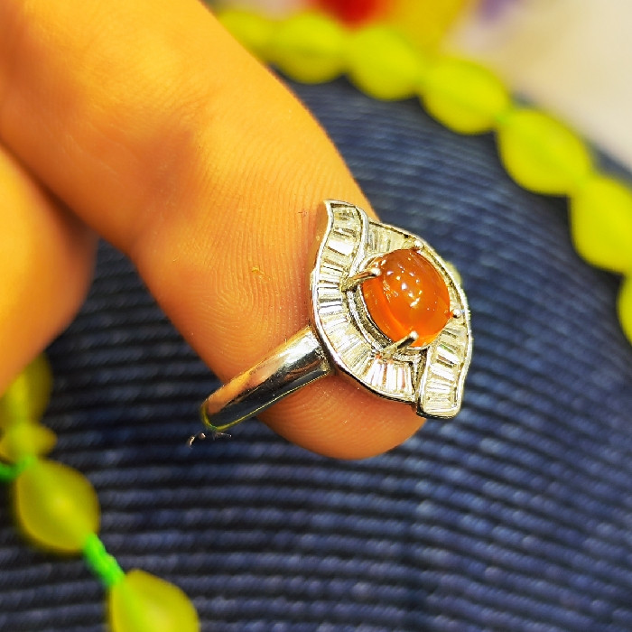 انگشتر نقره زنانه مدل عقیق یمانی کد 33