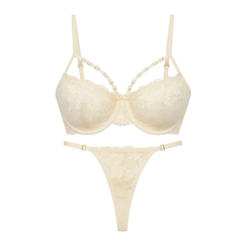 ست شورت و سوتین زنانه مدل گیپوری هارنس کد M03