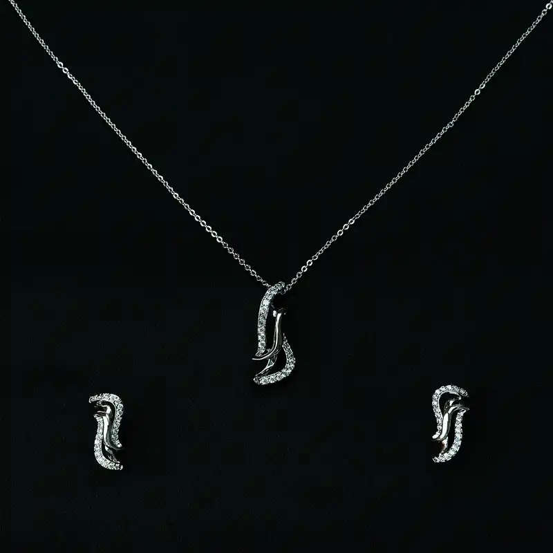 نیم ست زنانه مدل دفرمه رنگ نقره ای