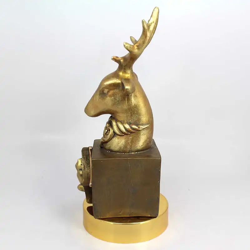 مجسمه مدل گوزن