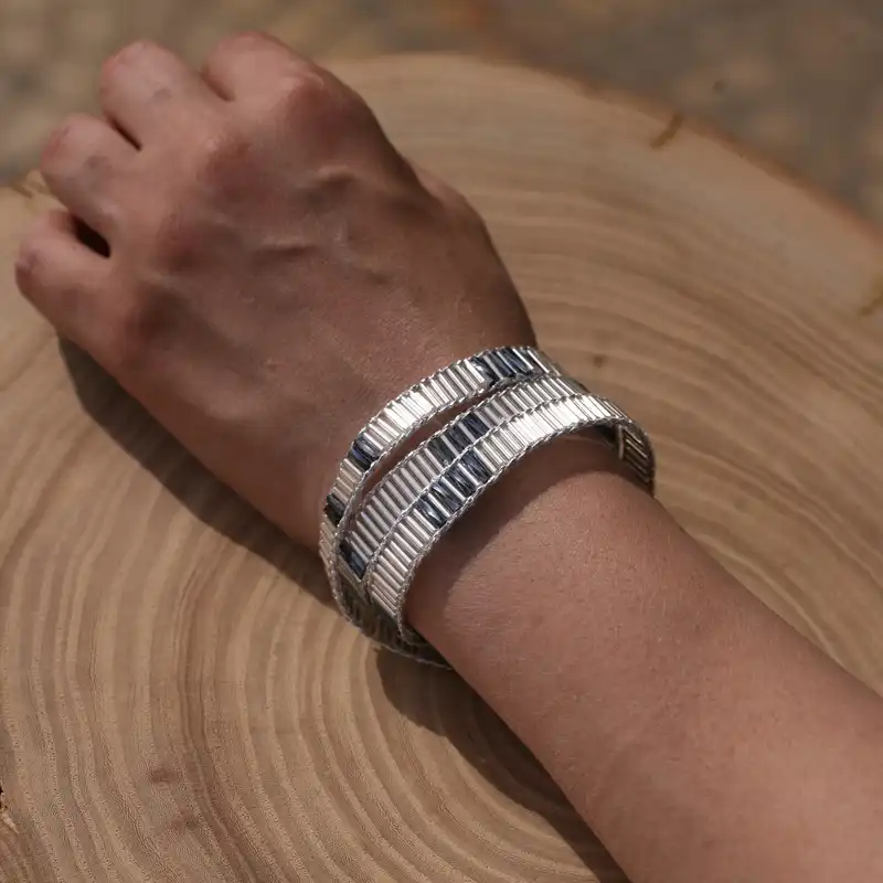 دستبند زنانه مدل پارلا