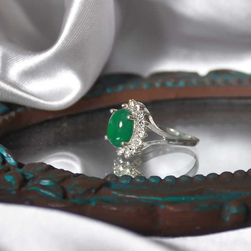 انگشتر نقره زنانه  نقره جات لطفی مدل عقیق کد ANSH011