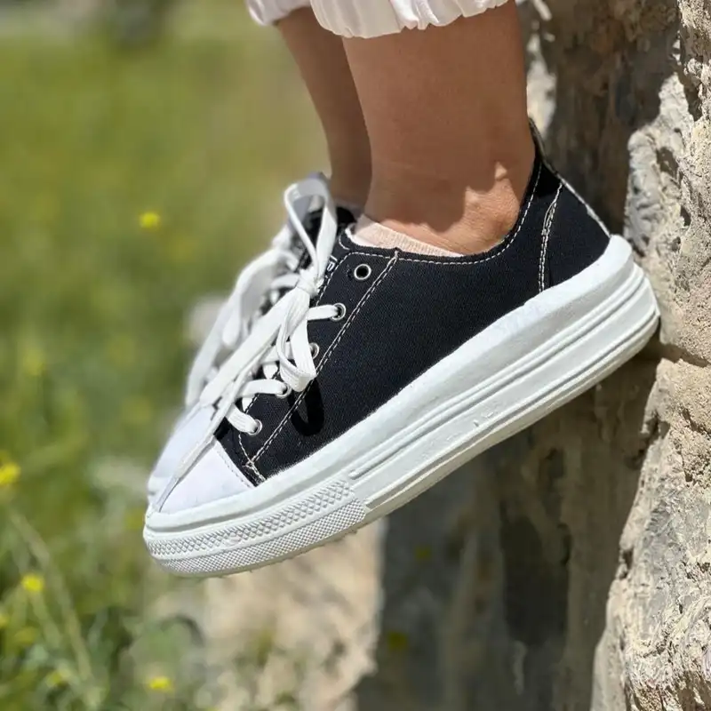 کفش راحتی مدل لژدار