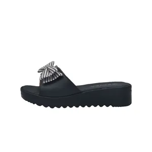 دمپایی زنانه مدل 305 رنگ مشکی