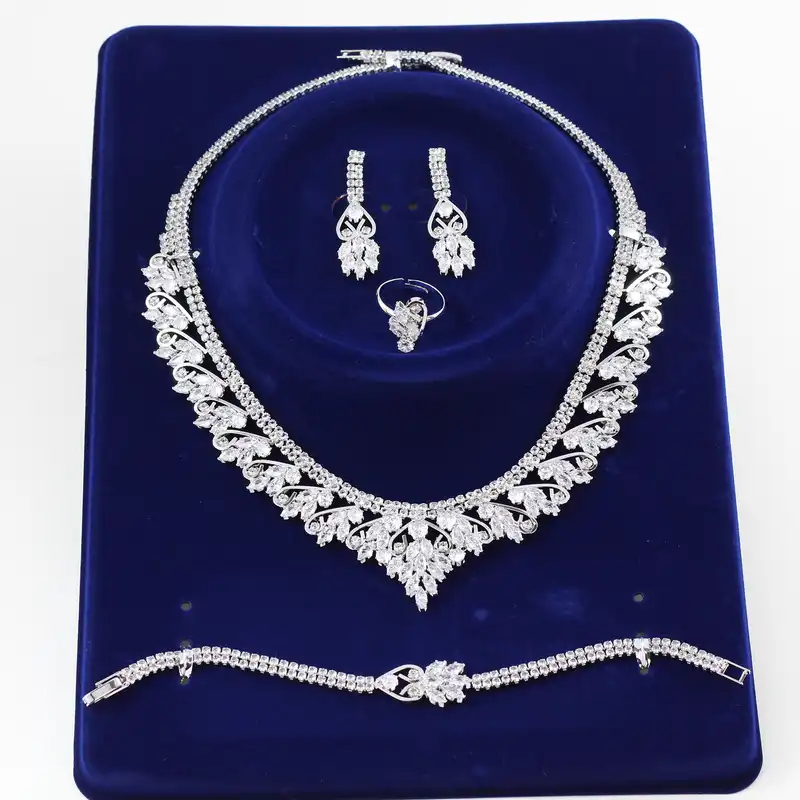 ست زنانه مدل عروس کد se236