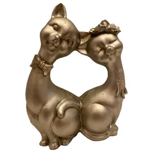 مجسمه طرح گربه بازیگوش مدل RM-6979