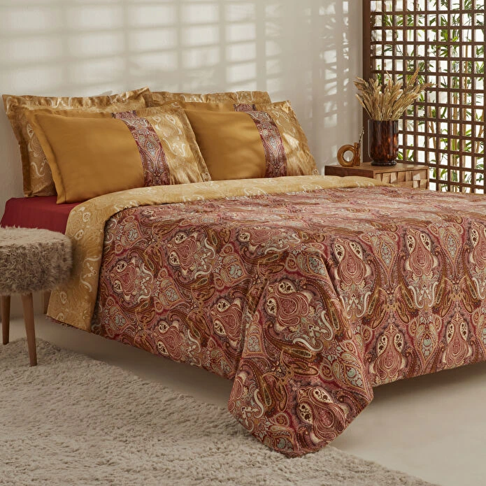 سرویس روتختی 2 نفر 4 تکه کاراجا هوم مدل Sherie