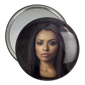 آینه جیبی خندالو مدل بانی خاطرات یک خون آشام The Vampire Diaries  کد 20259